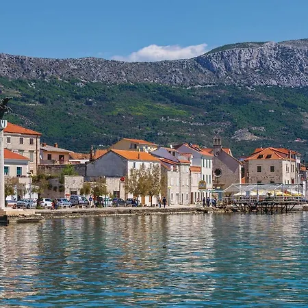 6 Bedroom Gorgeous In Kastel Stari * Kastela